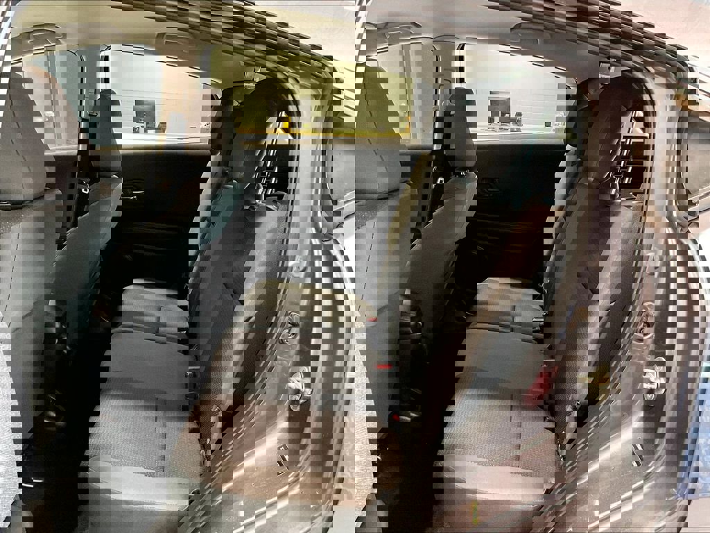 Used 2019 Honda HR-V LX image 16