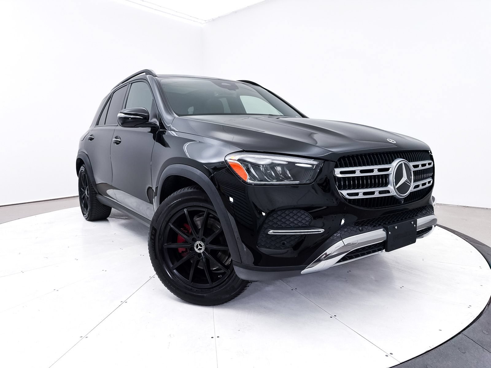 Used 2024 Mercedes-Benz GLE 350 4MATIC image 2