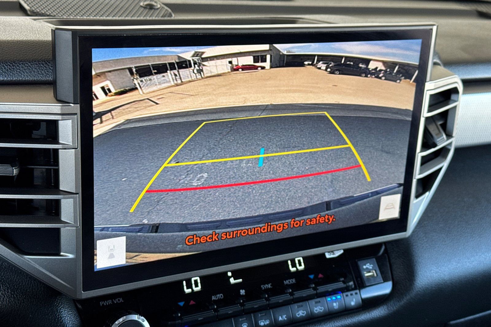 Used 2025 Toyota Tundra Limited image 18