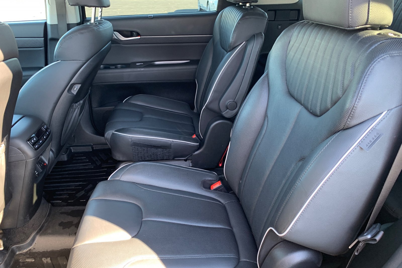 Used 2024 Hyundai Palisade Limited AWD/4WD image 15