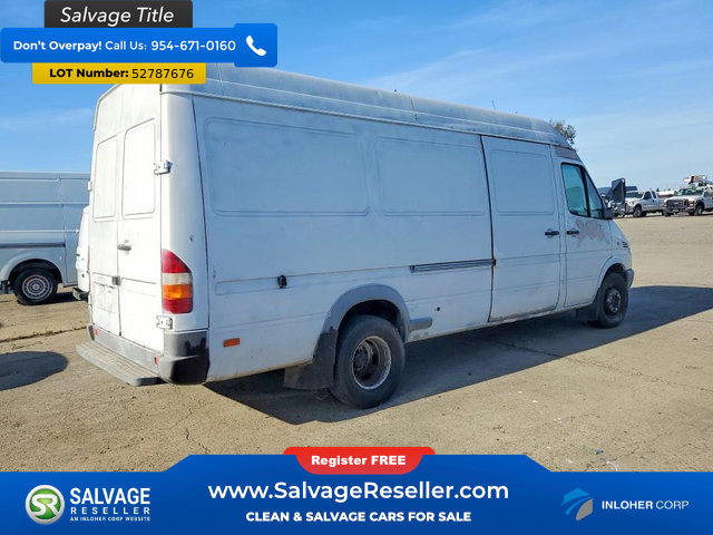Used 2005 Dodge Sprinter 3500 w/ Cargo Group III RWD image 4
