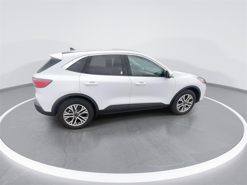 Used 2022 Ford Escape SEL image 9
