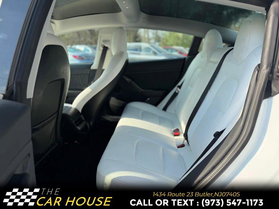 Used 2022 Tesla Model 3 Performance image 23