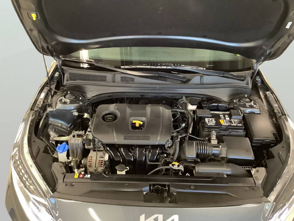 Used 2023 Kia Forte GT-Line w/ GT-Line Technology Package FWD image 19