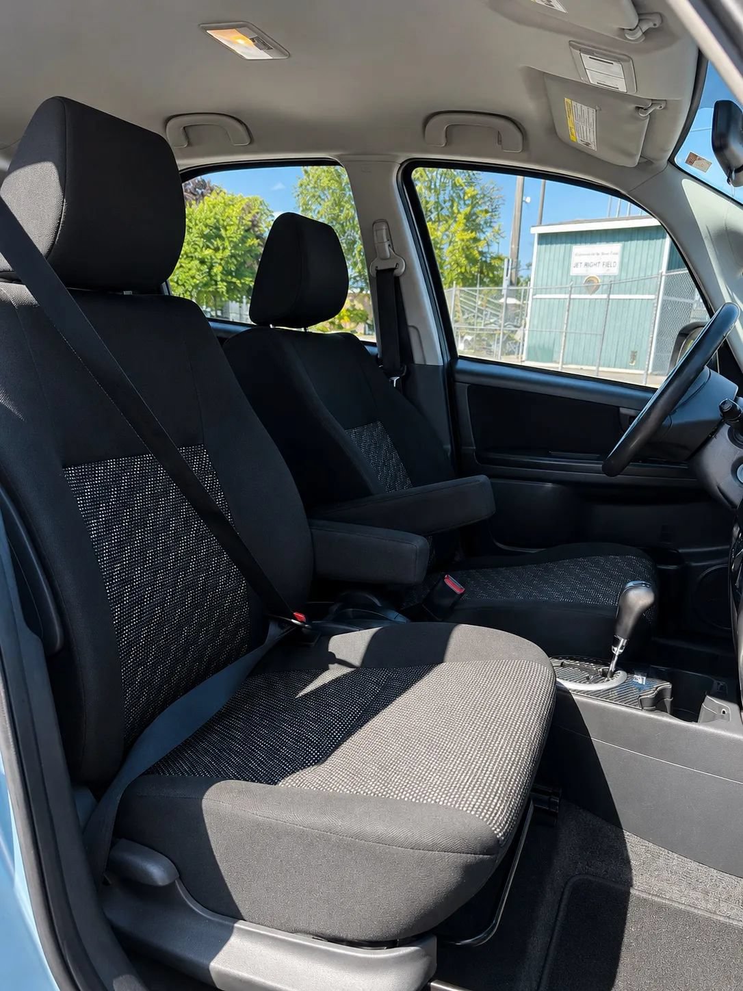 Used 2009 Suzuki SX4 AWD Hatchback image 11
