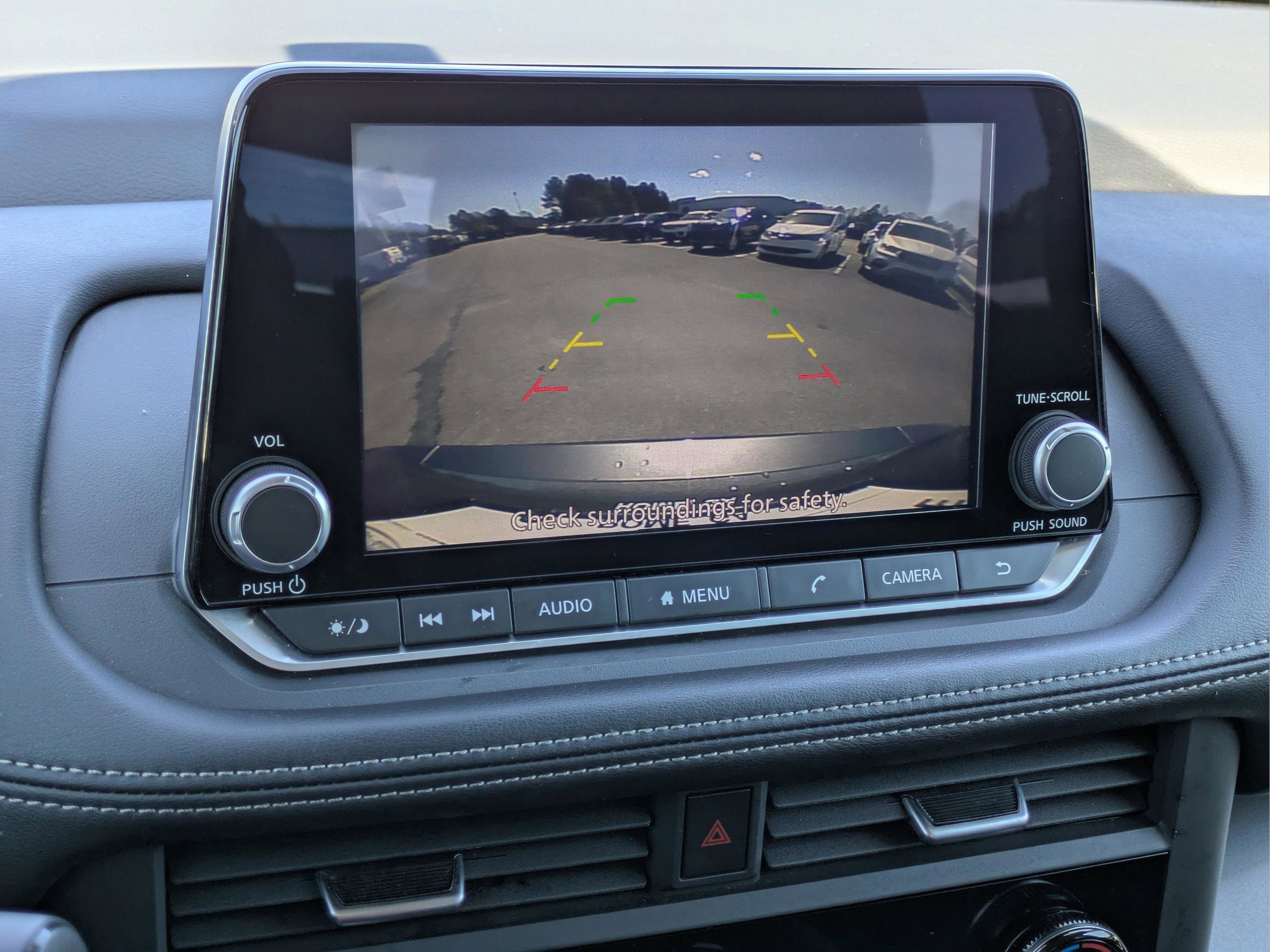 Used 2024 Nissan Rogue SV image 21