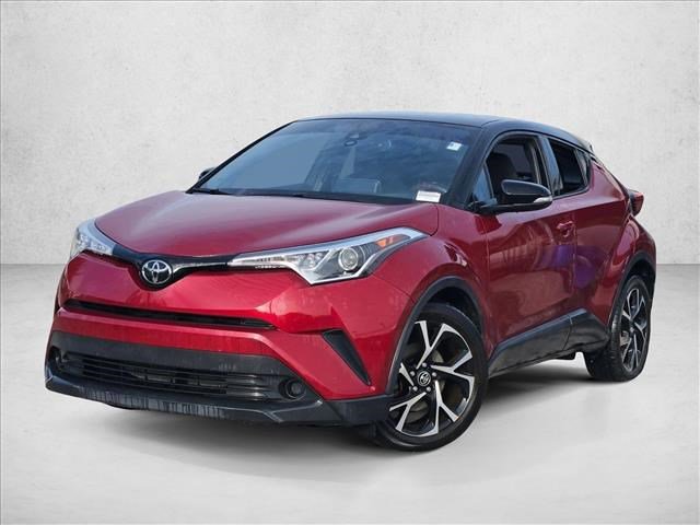 Used 2019 Toyota C-HR XLE image 1