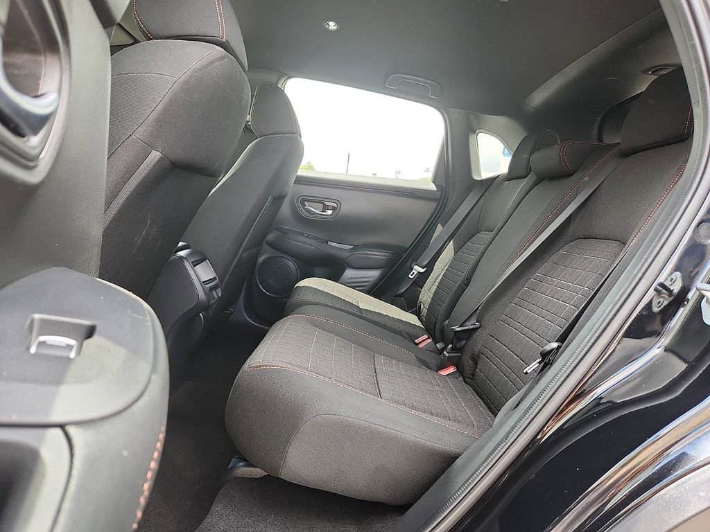 Used 2025 Honda HR-V Sport image 6