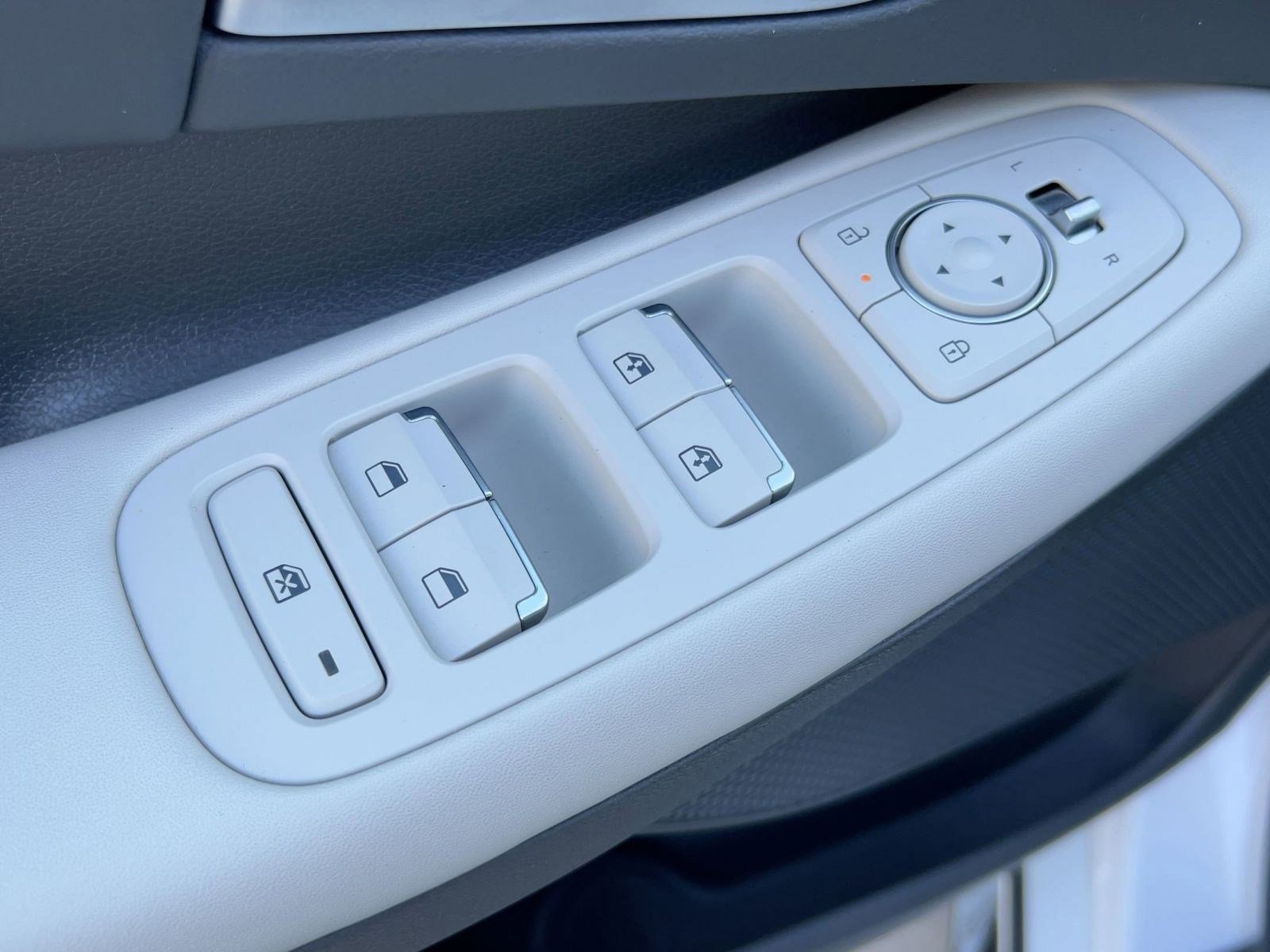 Used 2025 Hyundai Sonata SEL image 19