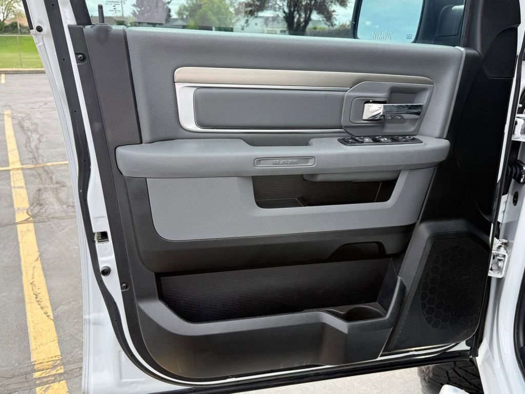 Used 2018 RAM 1500 Big Horn image 9