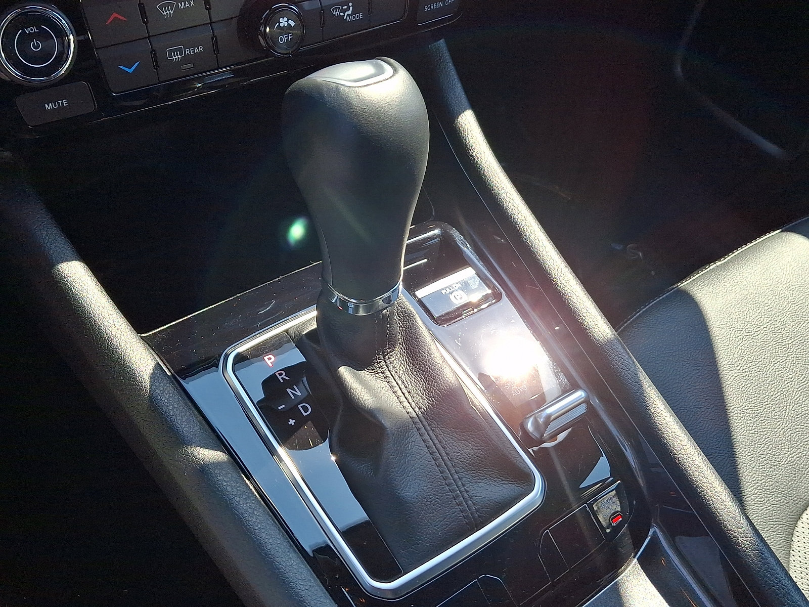 Certified 2023 Jeep Compass Latitude image 14