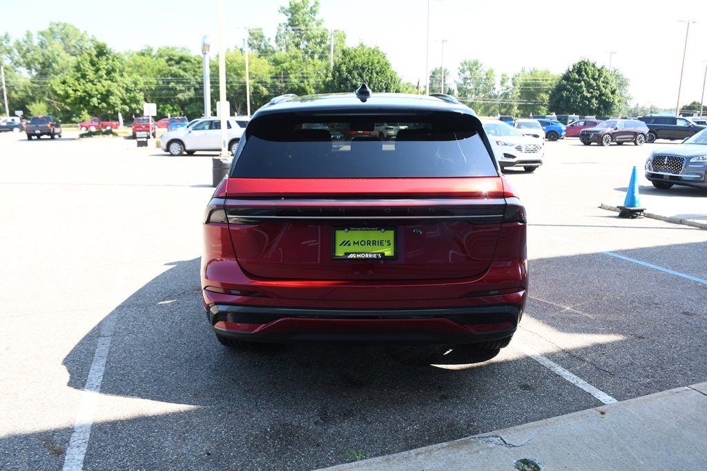 New 2025 Lincoln Nautilus Reserve w/ Jet Appearance Package image 5