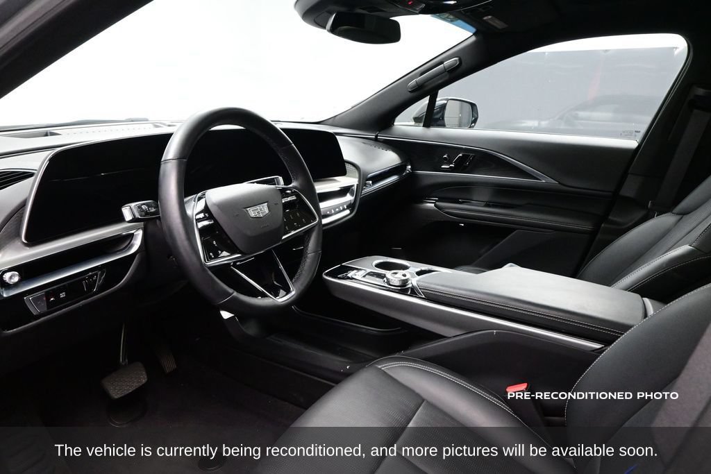Used 2024 Cadillac Lyriq Sport RWD image 11