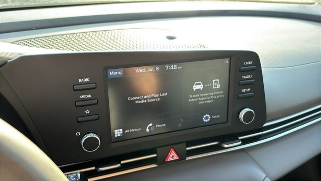 Used 2021 Hyundai Elantra SEL FWD image 15