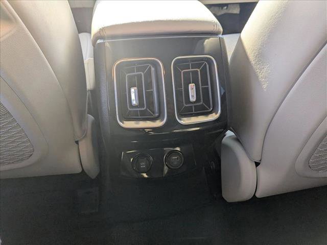 Used 2022 Kia Sorento SX image 18