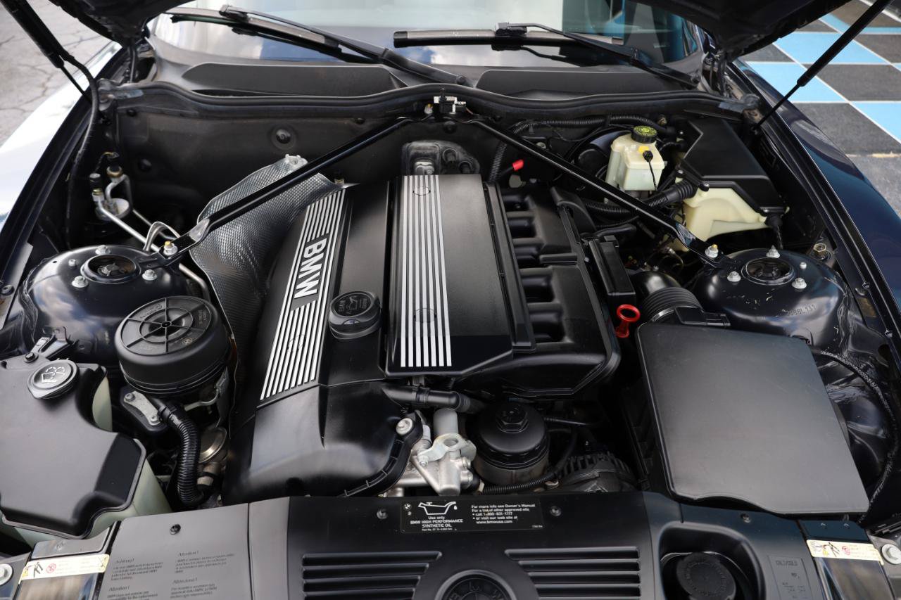 Used 2004 BMW Z4 3.0i RWD image 16