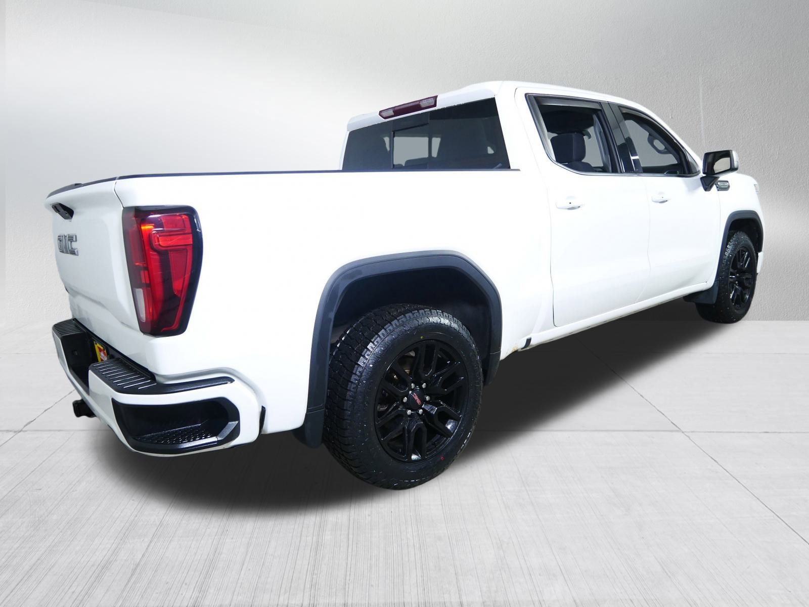 Used 2021 GMC Sierra 1500 Elevation w/ Preferred Package image 7
