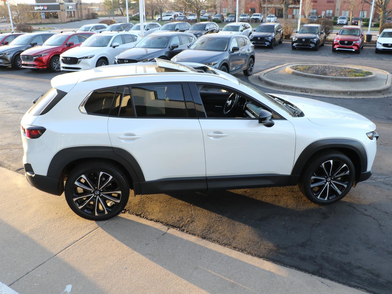 Certified 2024 MAZDA CX-50 2.5 Turbo w/ Premium Plus Pkg image 5