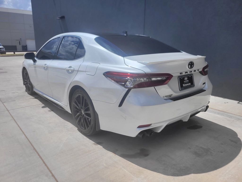Used 2021 Toyota Camry XSE image 6