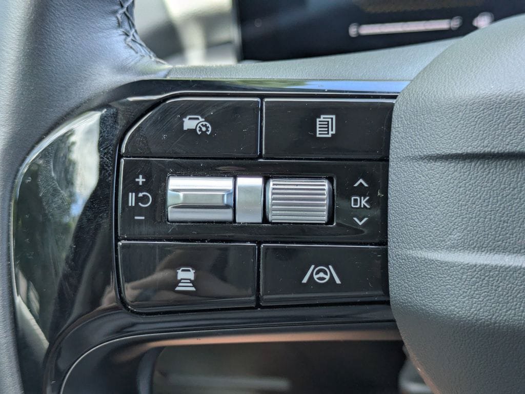 Used 2026 Kia Sorento S w/ S Panoramic Sunroof Package FWD image 25