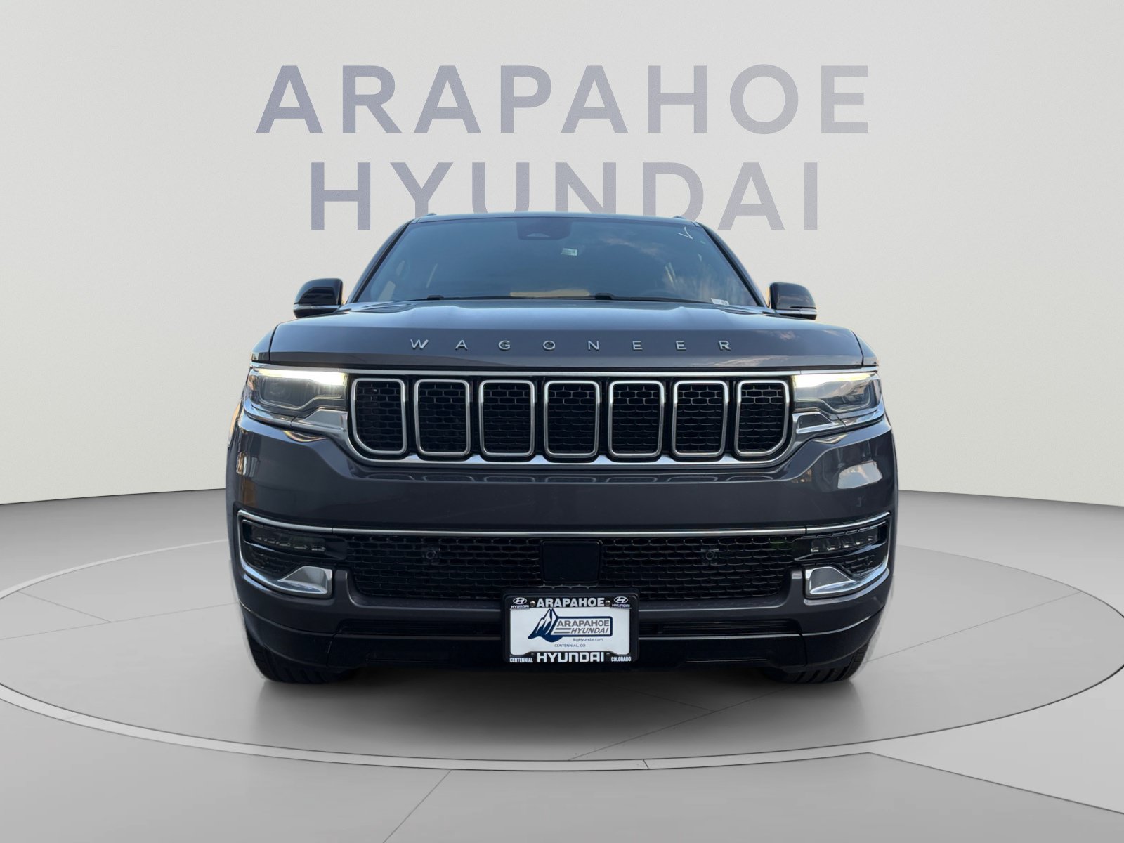 Used 2023 Jeep Wagoneer 4WD w/ Premium Group I image 8