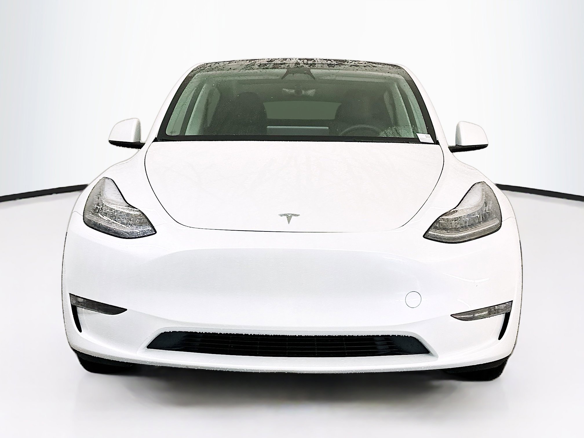 Used 2023 Tesla Model Y Long Range AWD/4WD image 2