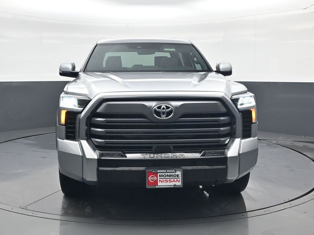 Used 2025 Toyota Tundra Limited image 2