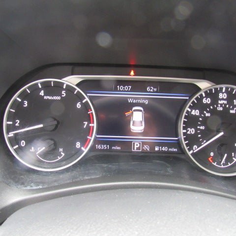 Used 2025 Nissan Sentra SV FWD image 18