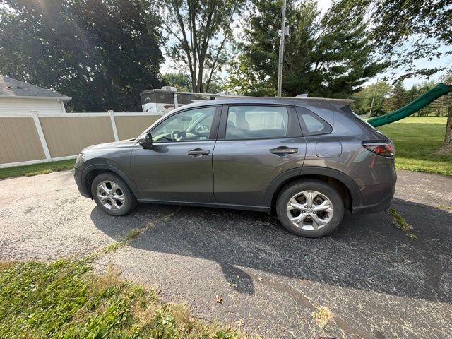 Used 2023 Honda HR-V LX image 5