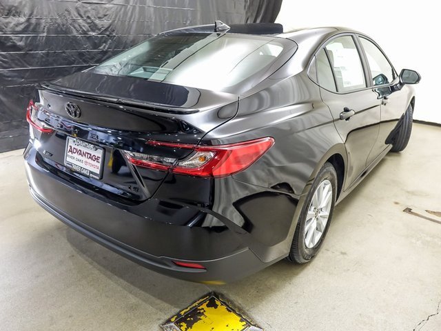 New 2026 Toyota Camry LE image 7