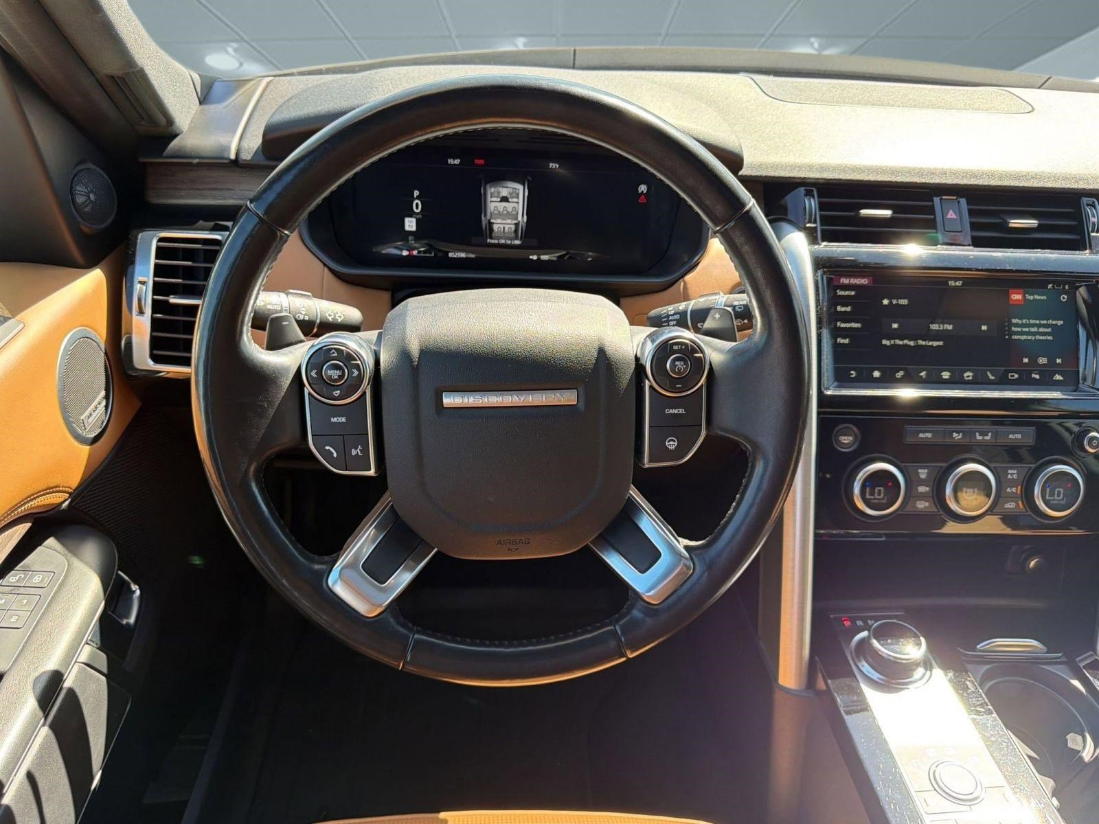 Used 2018 Land Rover Discovery HSE Luxury image 18