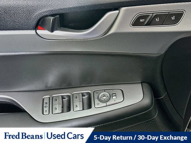 Used 2022 Hyundai Palisade SEL w/ 8P Bench Seat Package AWD/4WD image 25