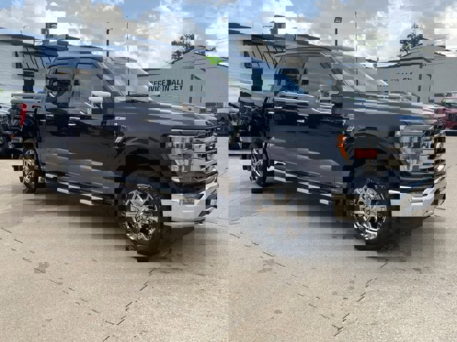 Used 2021 Ford F150 Lariat image 3