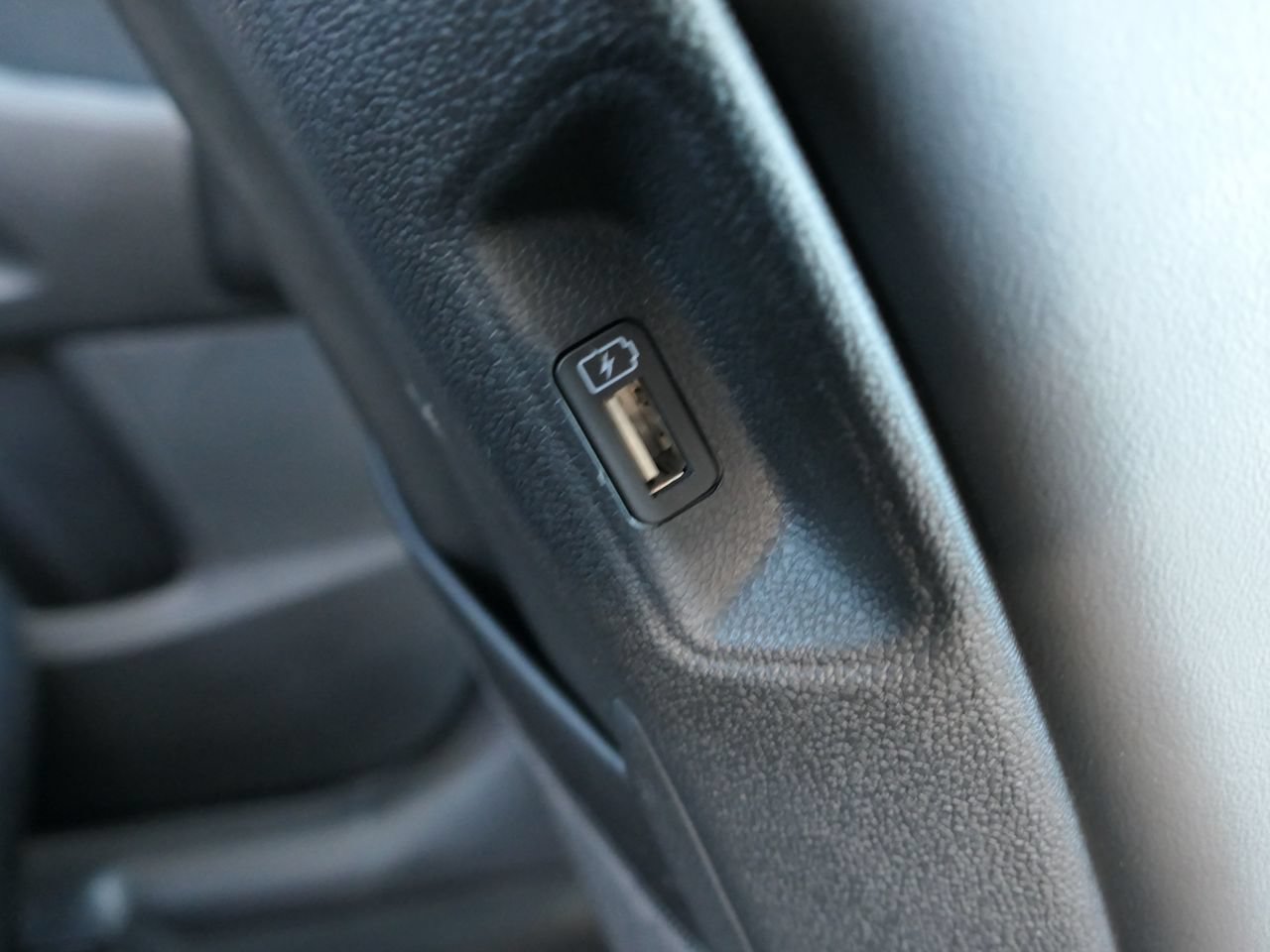 Used 2023 Kia Sorento EX FWD image 24