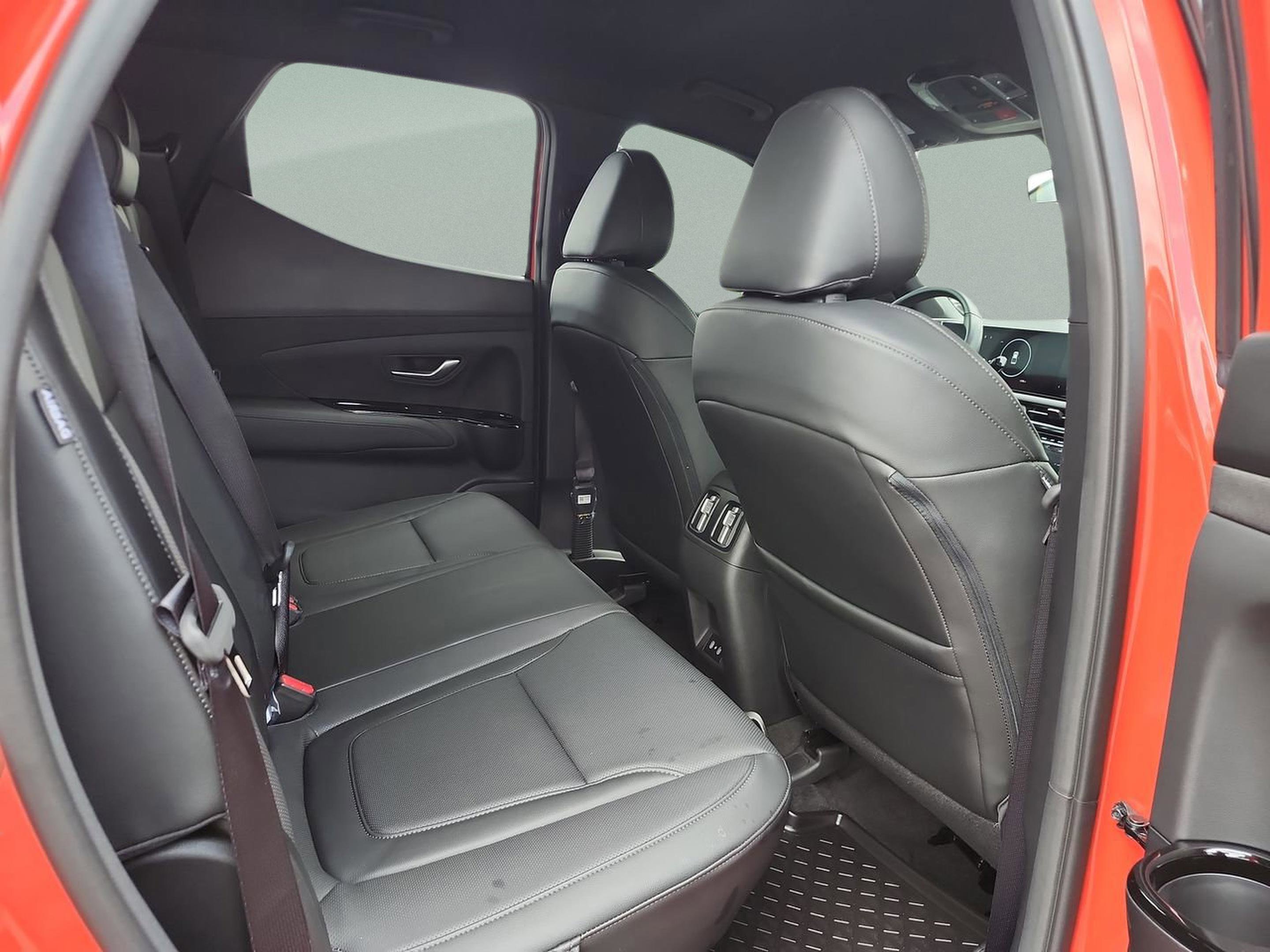 Used 2025 Hyundai Santa Cruz XRT AWD/4WD image 17