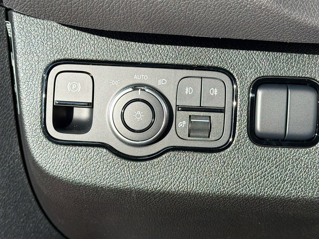 New 2026 Mercedes-Benz Sprinter 2500 image 11