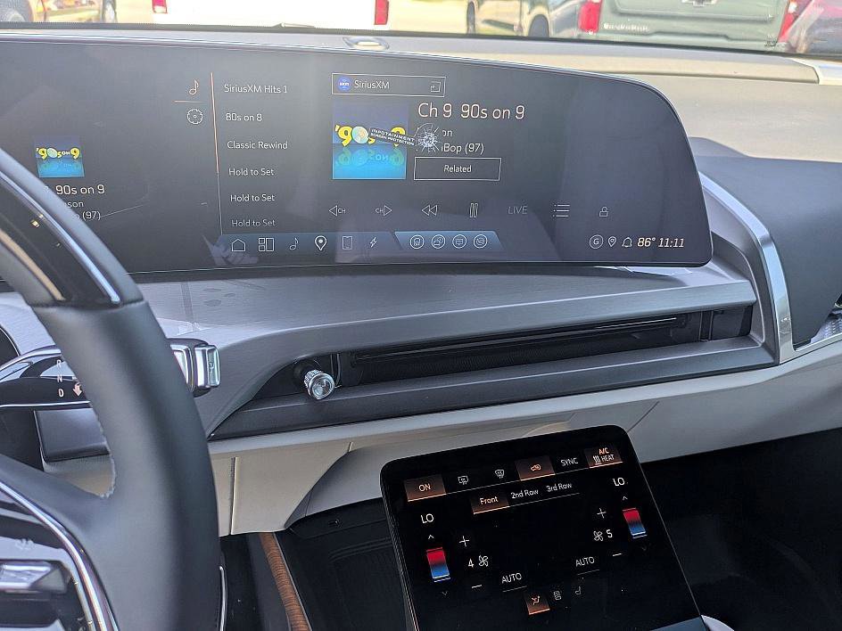 New 2026 Cadillac Vistiq Luxury image 18