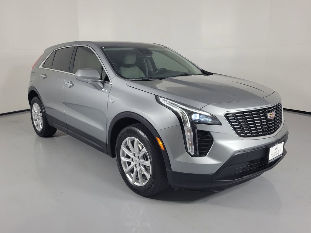 Certified 2023 Cadillac XT4 Luxury image 1