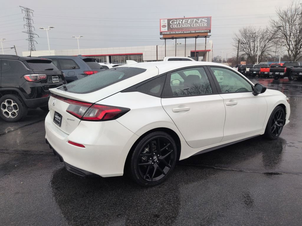 Used 2023 Honda Civic Sport image 5