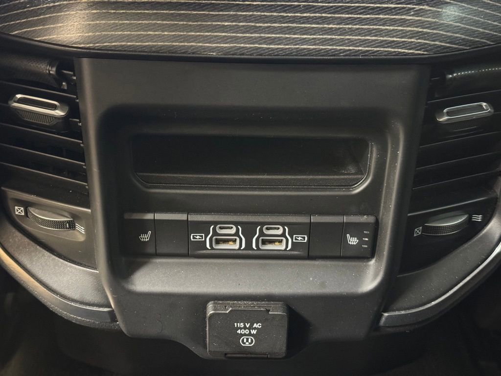 Used 2021 RAM 1500 Limited w/ Body Color Bumper Group image 19