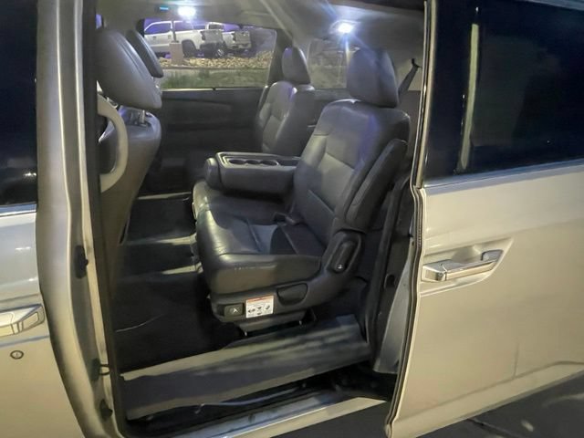 Used 2013 Honda Odyssey Touring image 27