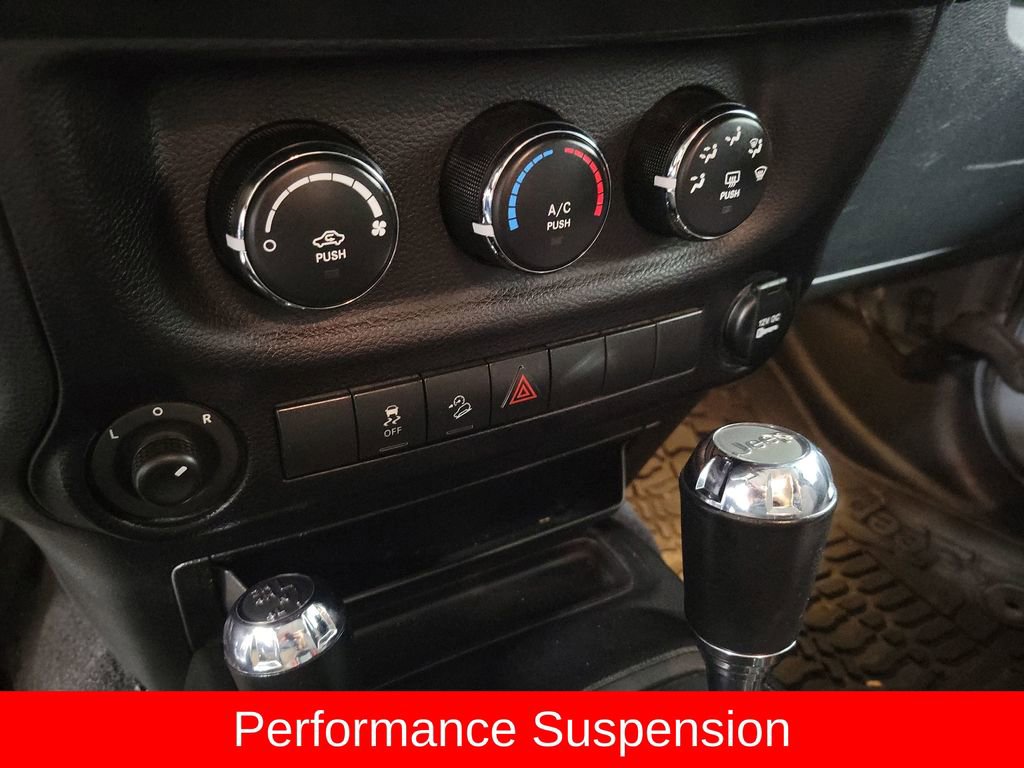 Used 2015 Jeep Wrangler Sport image 16