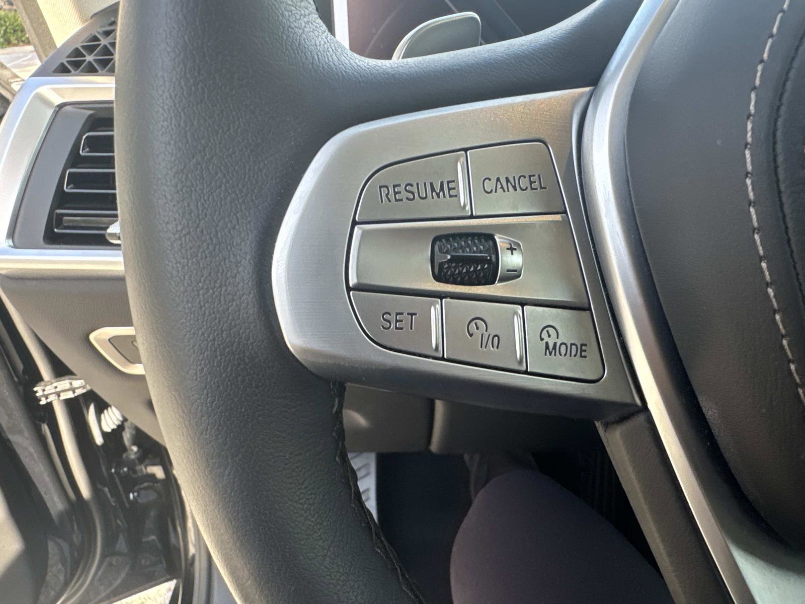 Certified 2026 BMW X7 xDrive40i w/ Premium Package image 31