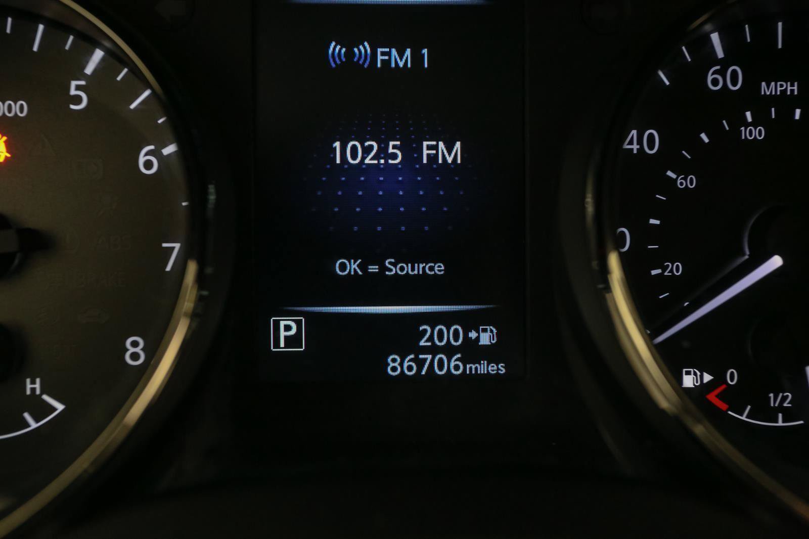 Used 2017 Nissan Rogue SL AWD/4WD image 36