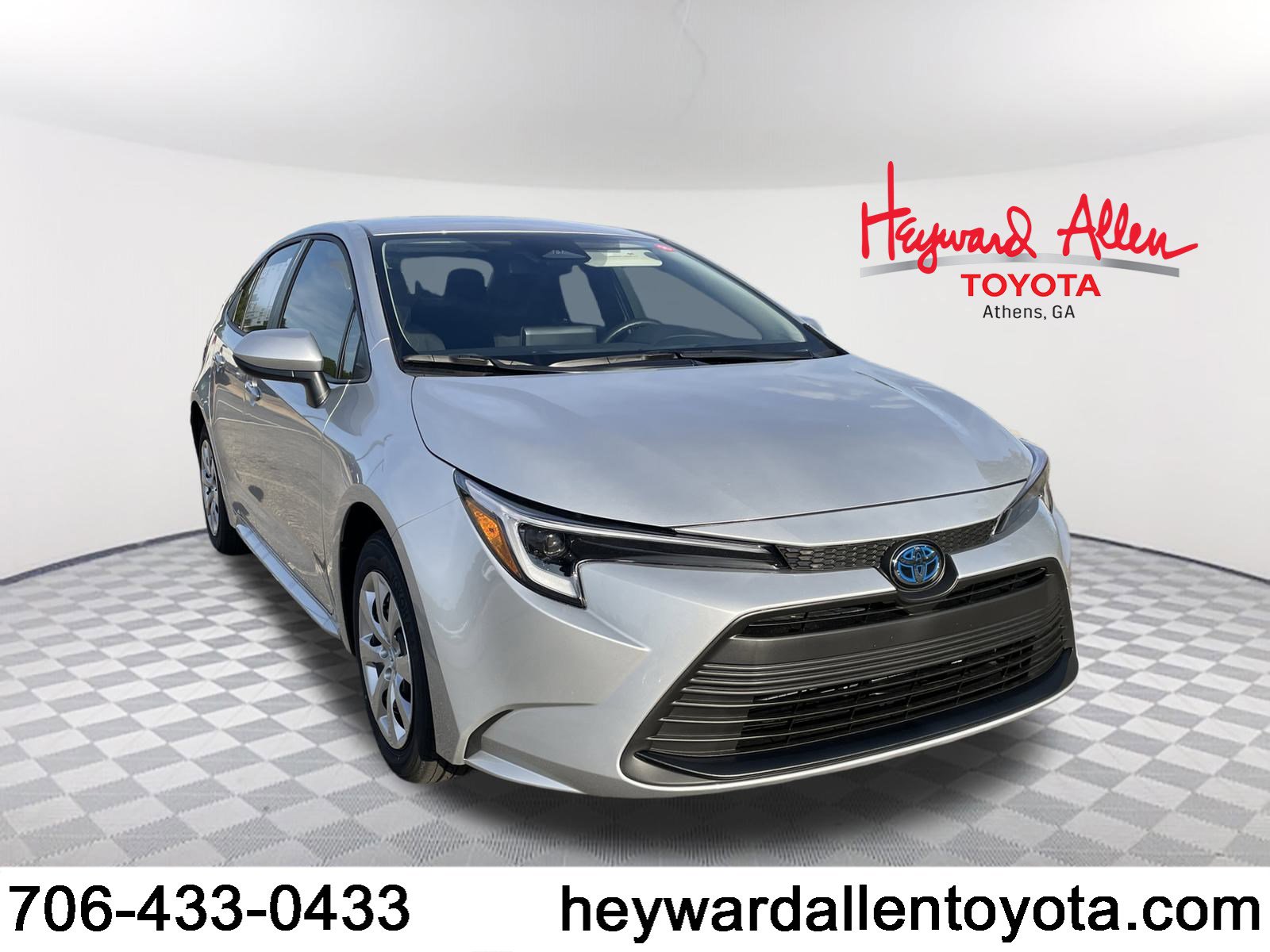 New 2025 Toyota Corolla LE