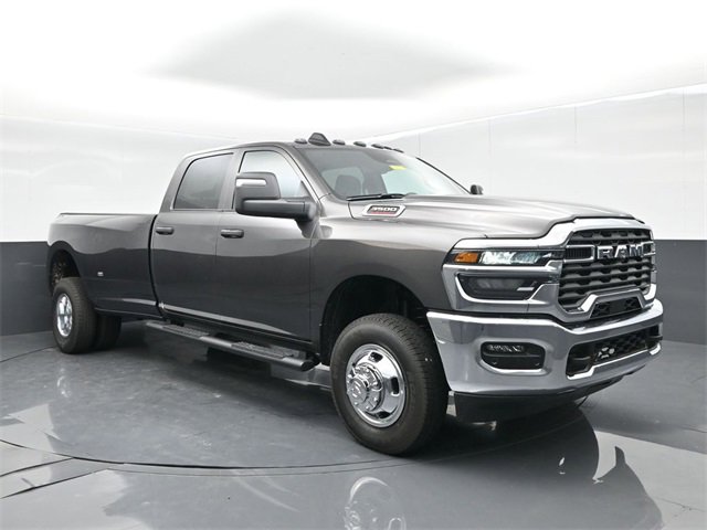 New 2026 RAM 3500 Tradesman image 2