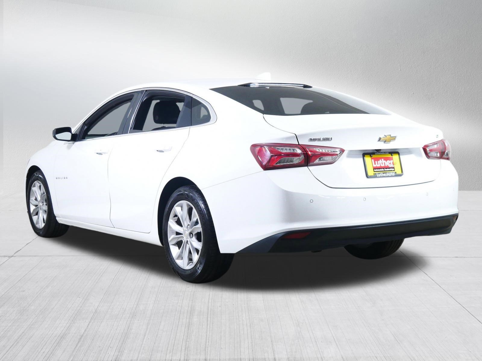 Used 2019 Chevrolet Malibu LT w/ Driver Confidence Package image 5