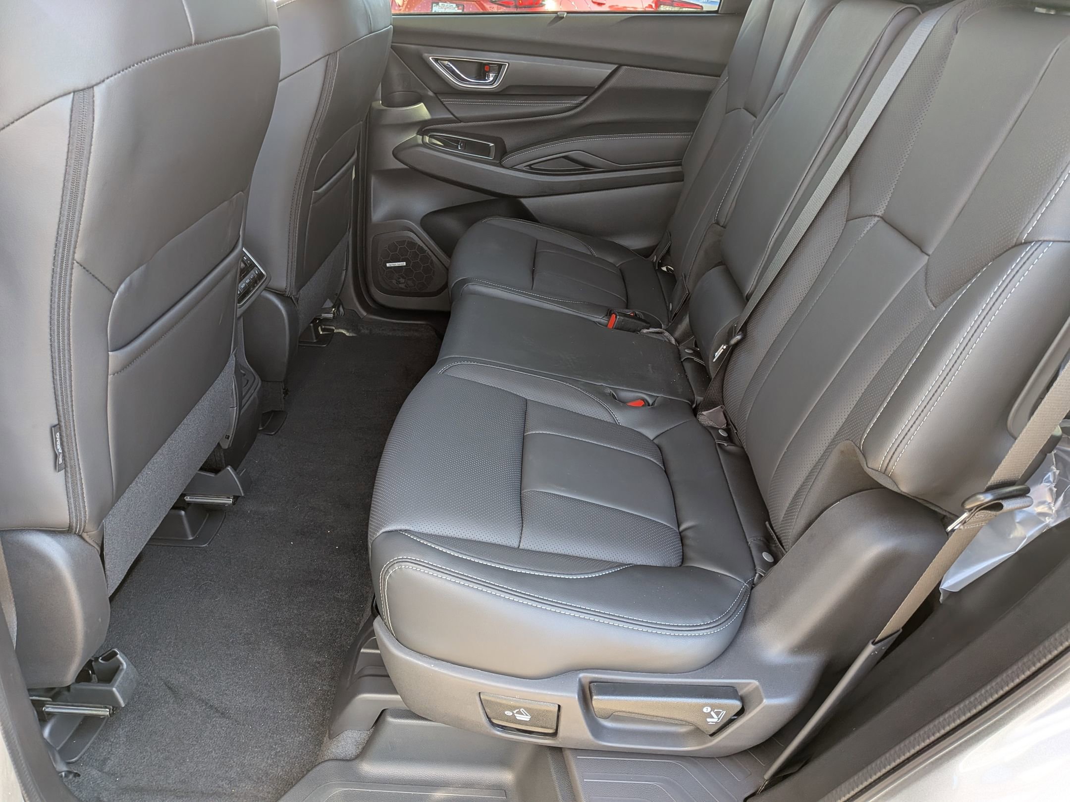 New 2025 Subaru Ascent Limited image 20