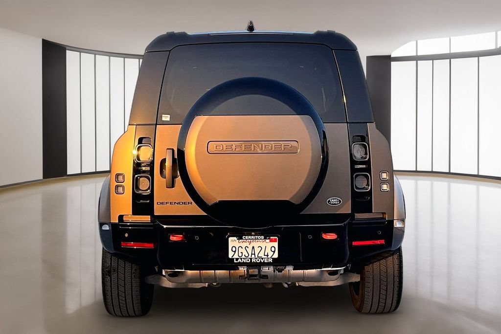 Certified 2023 Land Rover Defender 110 X AWD/4WD image 5
