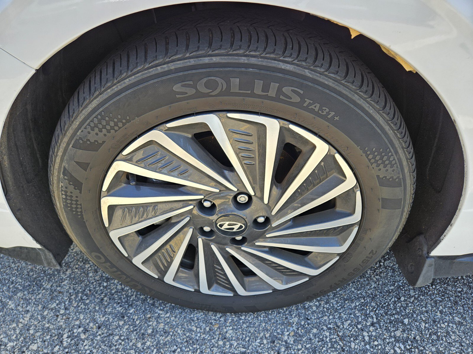 Used 2024 Hyundai Sonata SEL FWD image 7